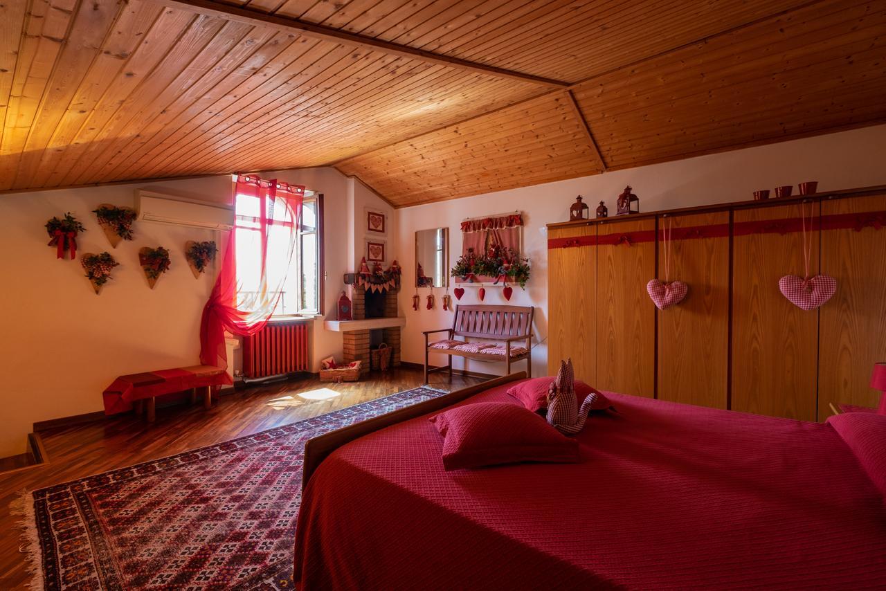 Ai Due Pini B&B Пескантина Екстериор снимка